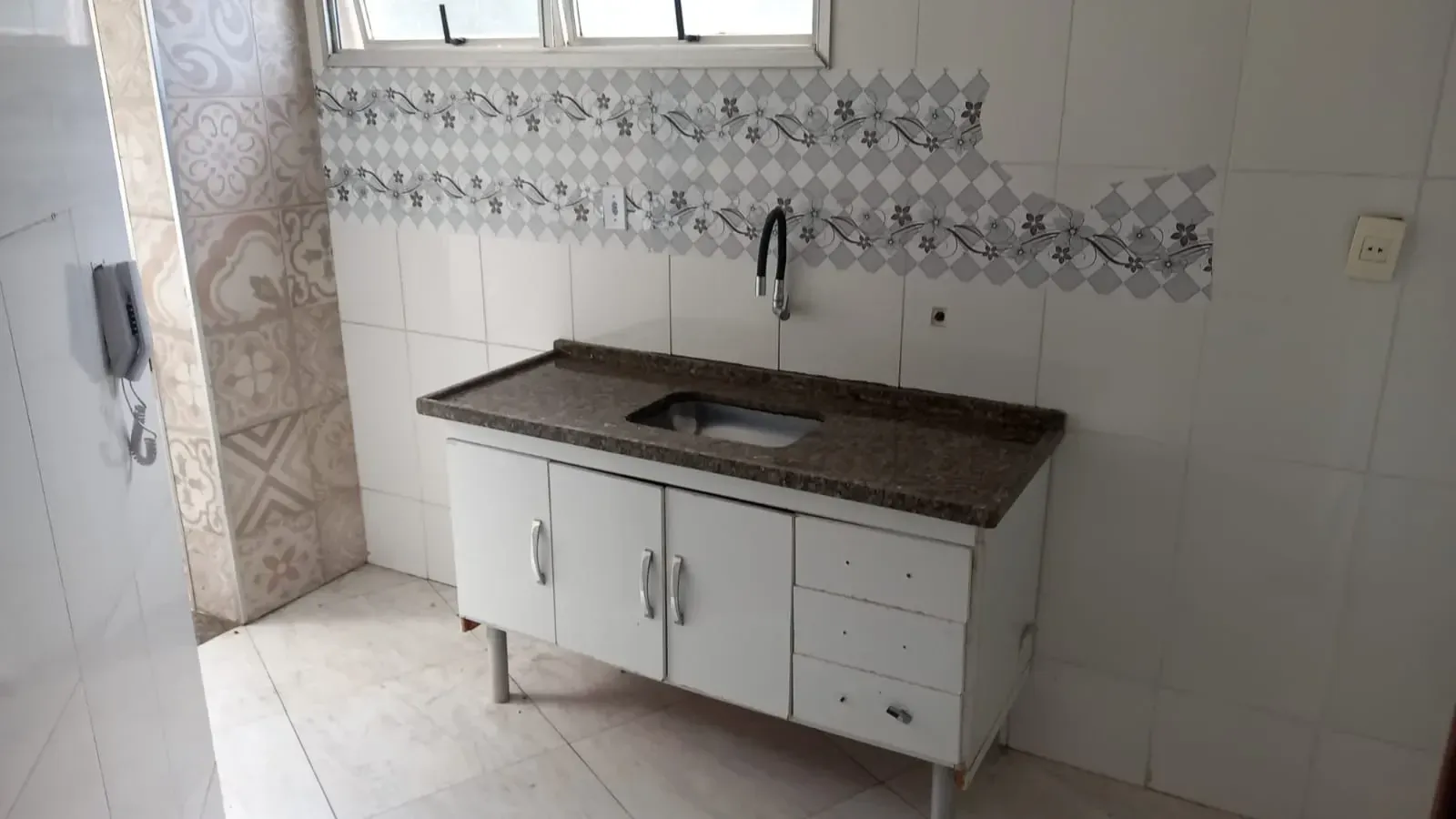 Imagem Apartamento com 3 Quartos à Venda, 56 metros em Ingá - Betim