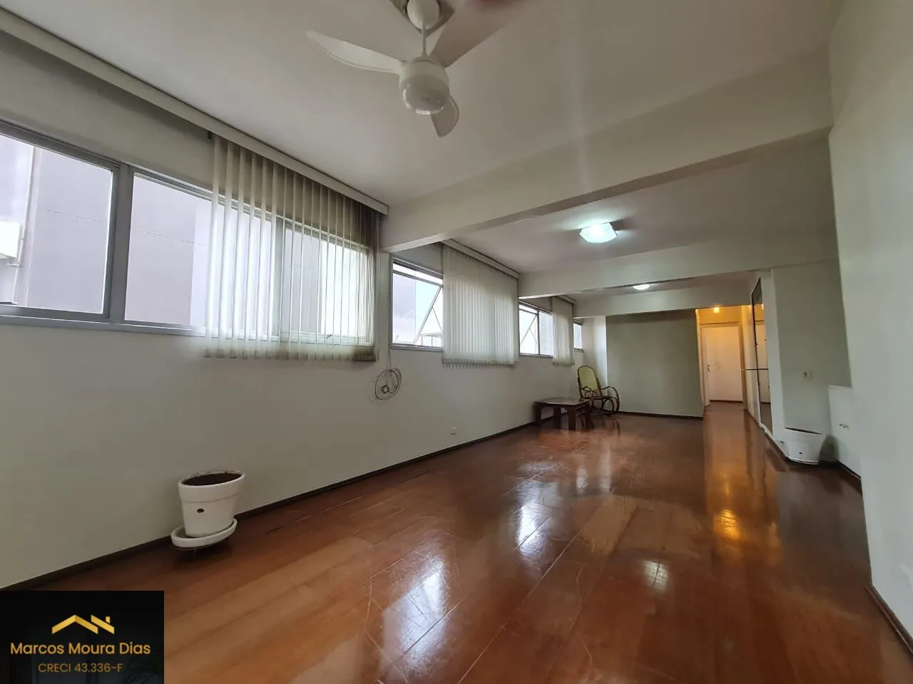 Imagem Apartamento em Perdizes, 03 Dormitórios( 1 suíte) 1 Vaga de Garagem e Dependência de Serviço. Edifício perto da PUC com Lazer e Portaria 24 hs
