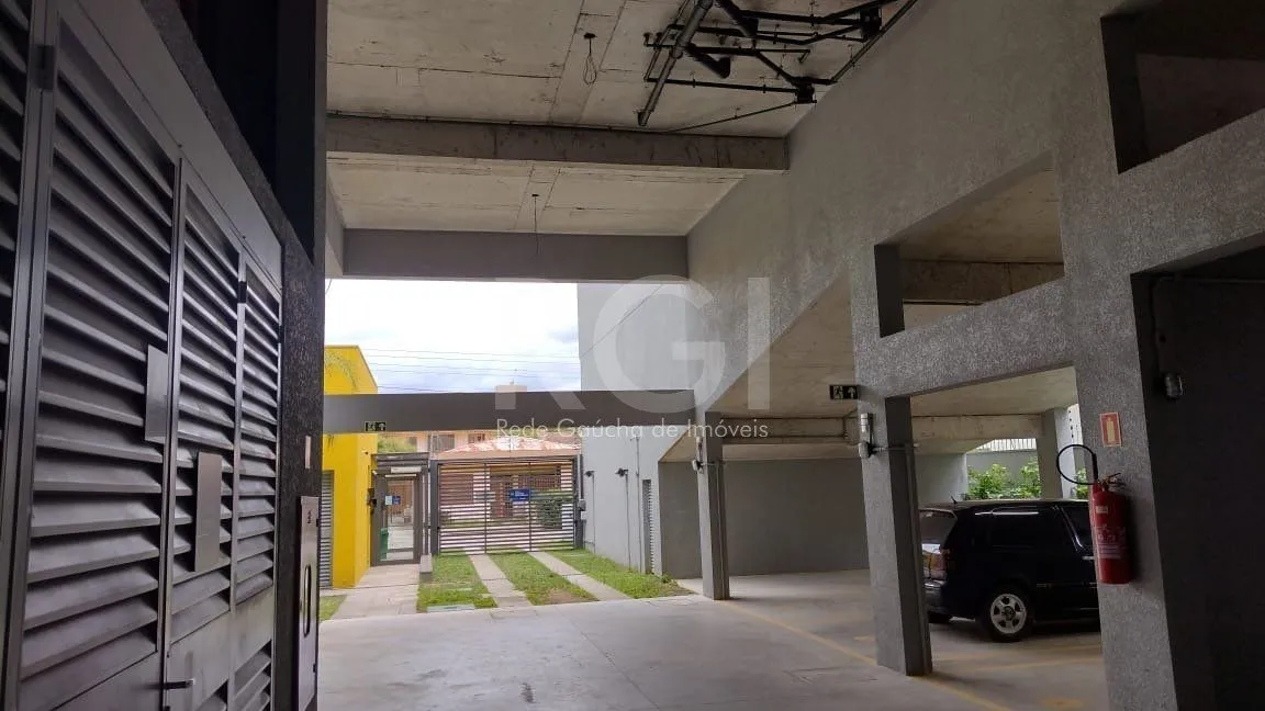 Imagem Loja para Venda - 300m², 0 dormitórios, 5 vagas - Central Parque