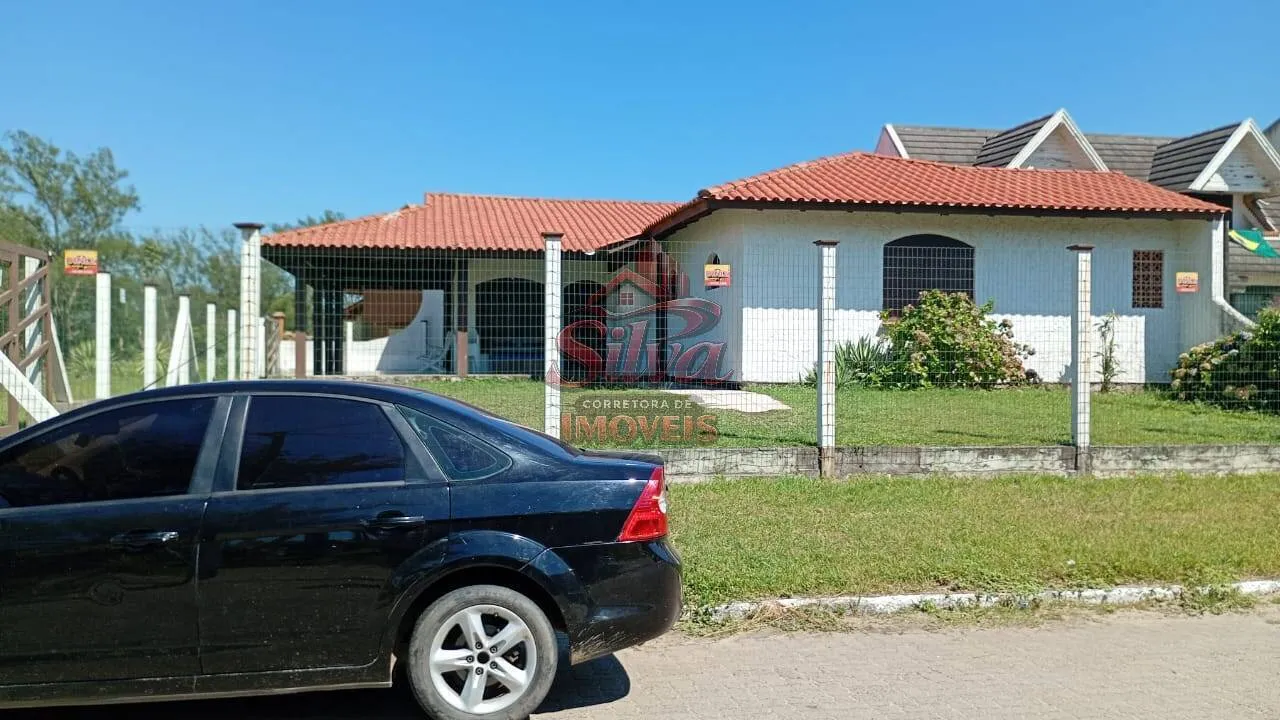 Imagem 1141 |Casa 6 Dormitórios a 60m do Mar