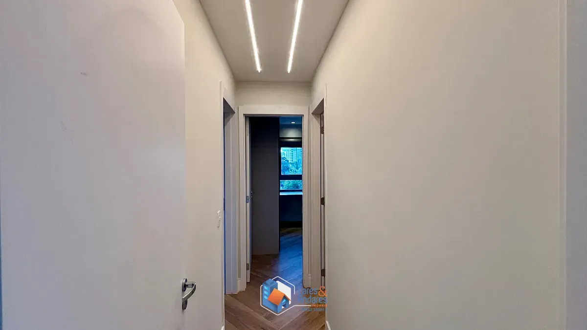 Imagem Apartamento para venda em Campo Belo com 3 quartos, sendo 3 suítes, 125m²