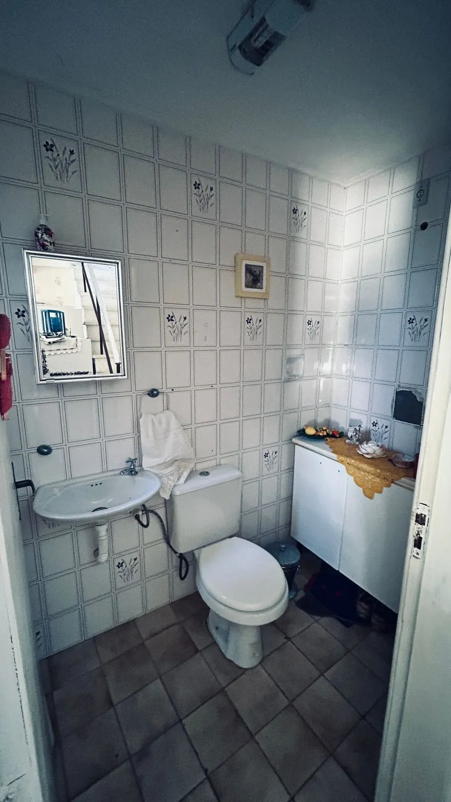 Imagem Casa com 2 dormitórios e edícula nos fundos no Bairro Nonoai