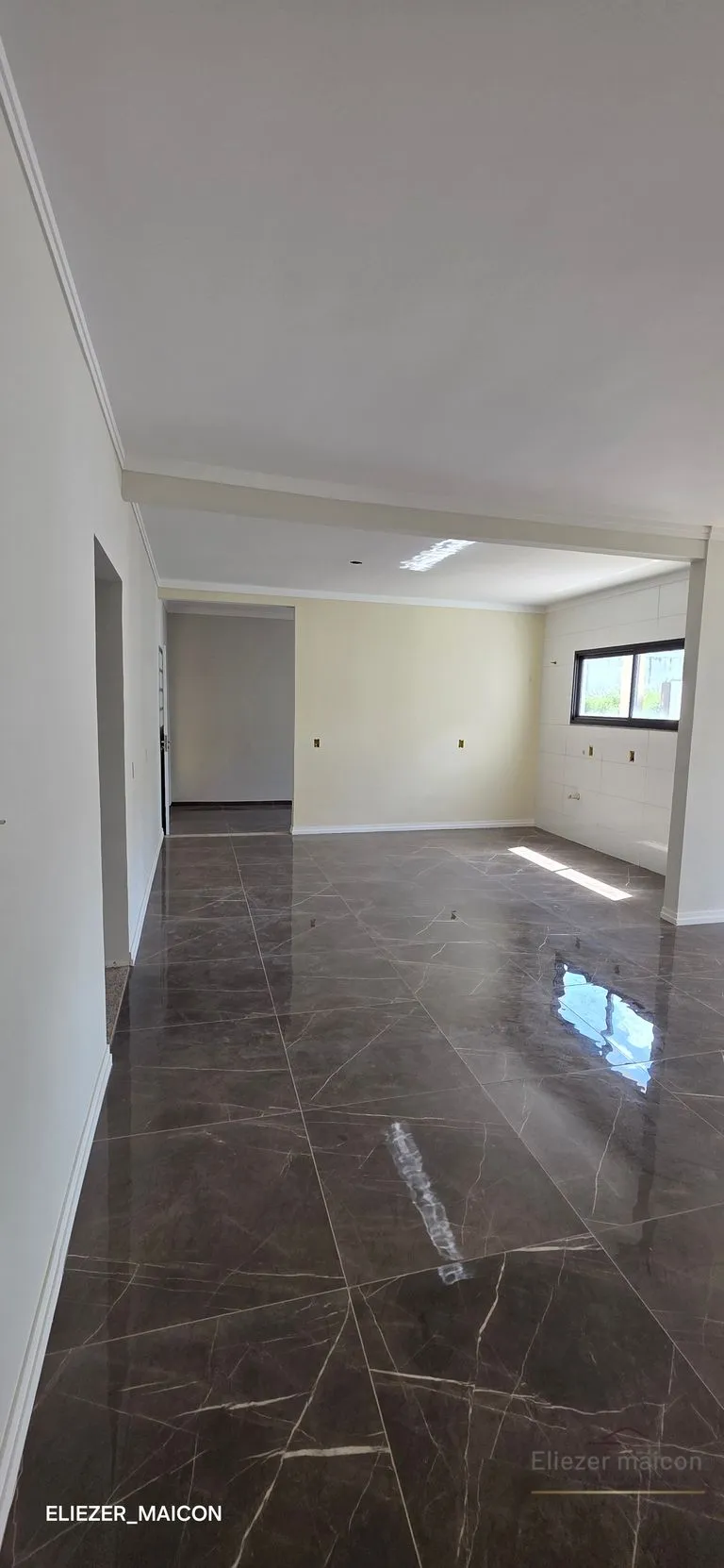 Imagem Casa a venda com 3 quartos no bairro jardim novo mundo Poços de Caldas - MG
