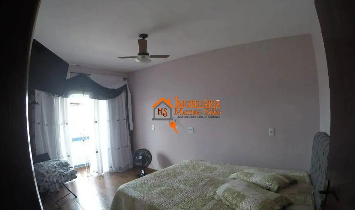 Imagem Sobrado com 3 dormitórios à venda, 229 m² por R$ 712.000 - Vila Augusta - Guarulhos/SP