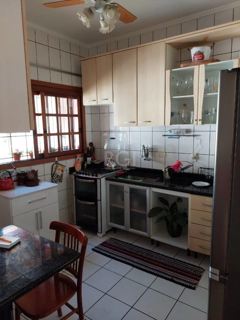 Imagem Casa para Venda - 156m², 3 dormitórios, sendo 1 suites, 2 vagas - Guarujá