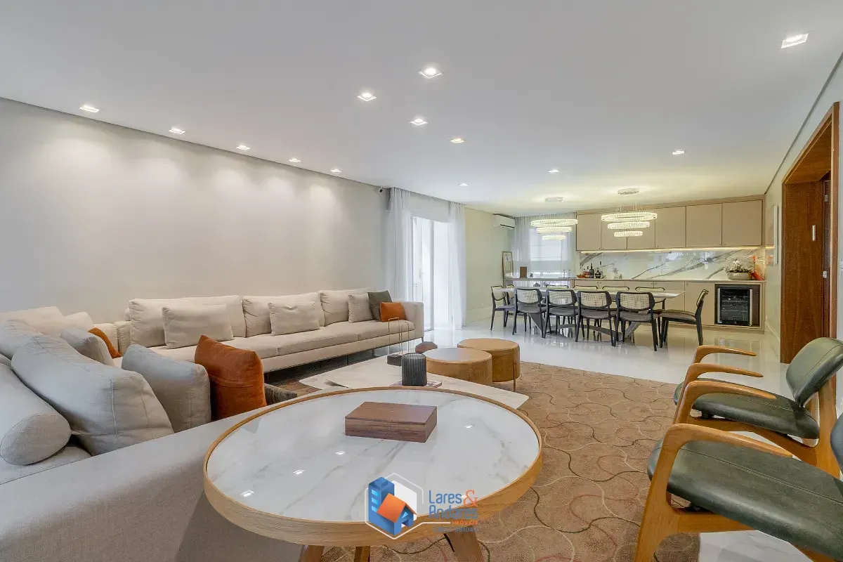 Foto do imóvel Apartamento para venda em Santa Cecília com 3 quartos, sendo 3 suítes, 198m² em Rua Doutor Gabriel dos Santos