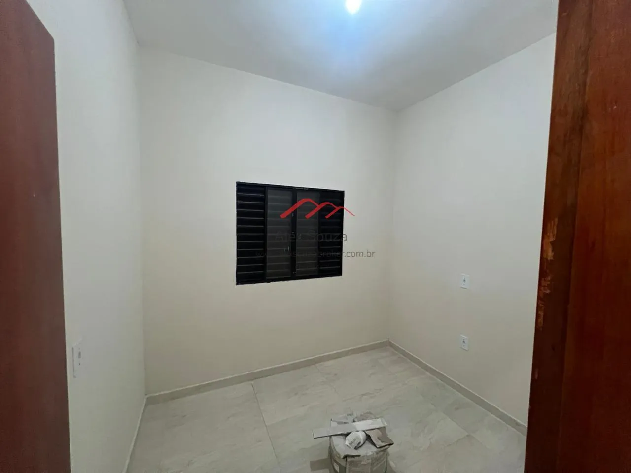 Imagem Casa para Venda em Hortolândia, Jardim Carmen Cristina, 3 dormitórios, 1 suíte, 2 banheiros, 2 vagas