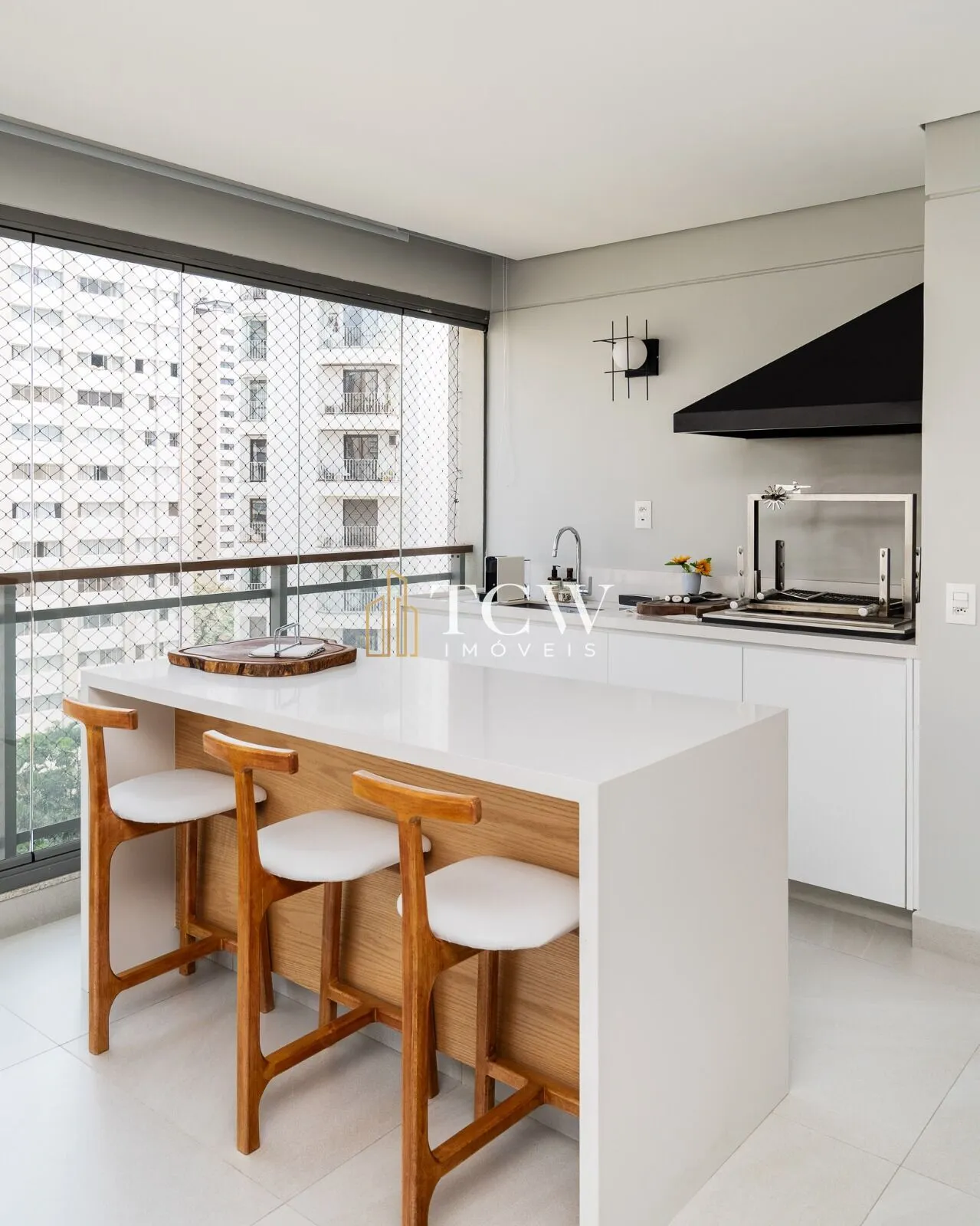 Imagem Apartamento-Padrao-para-Venda-em-Moema-Sao-Paulo-SP