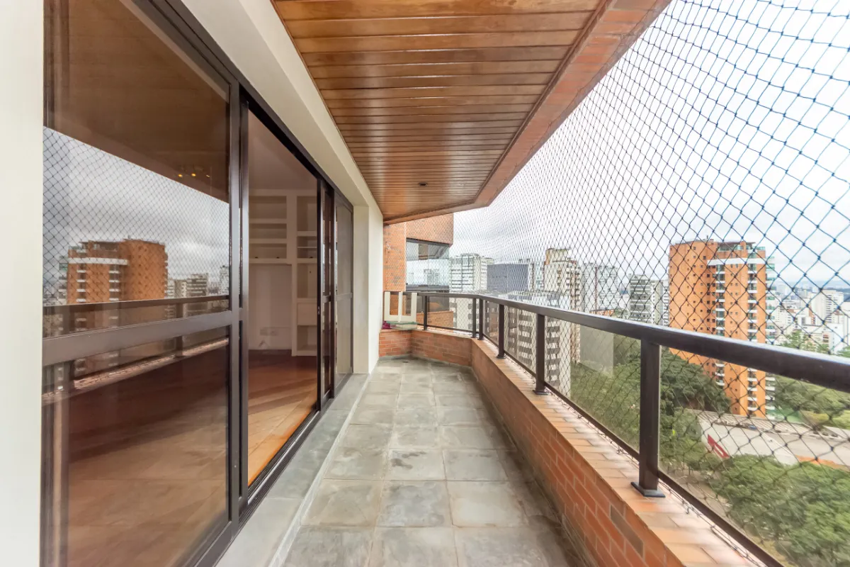 Imagem Apartamento para venda em Vila Andrade com 3 quartos, sendo 1 suíte, 213m2
