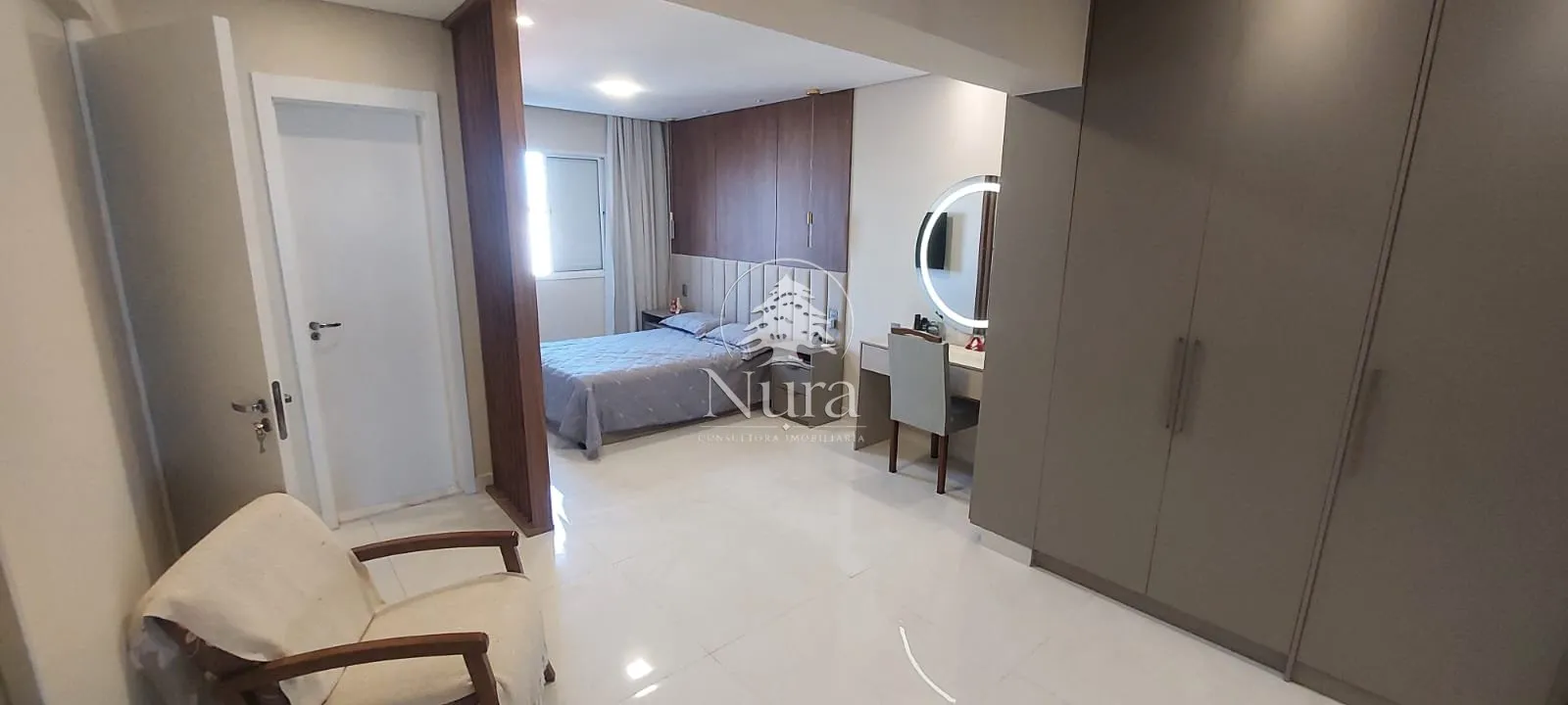Imagem Apartamento de 2 quartos, 82m² no bairro Marapé, em Santos