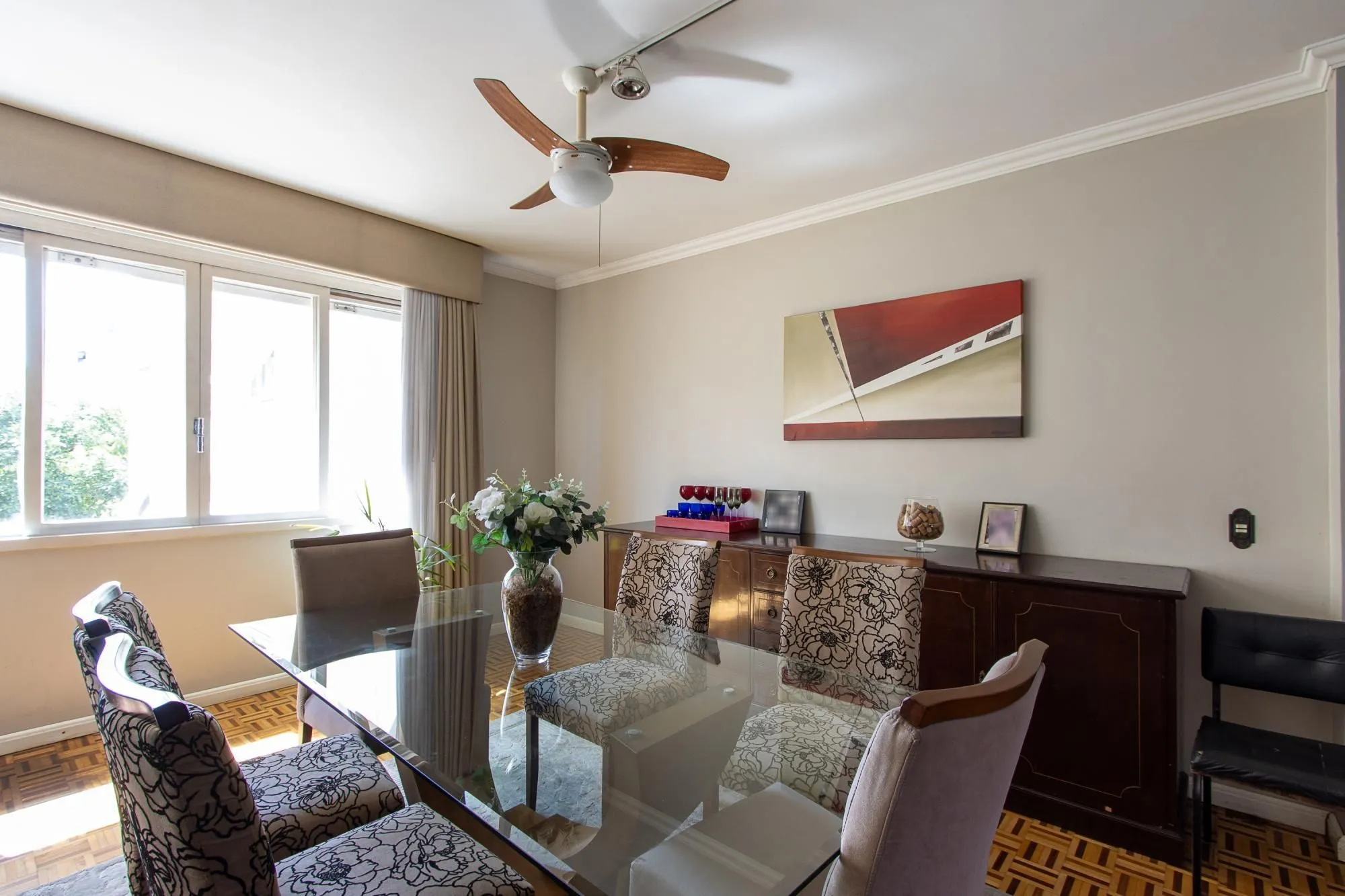 Imagem Apartamento 3 dormitorios com 168,65m2 privativos e uma vaga..