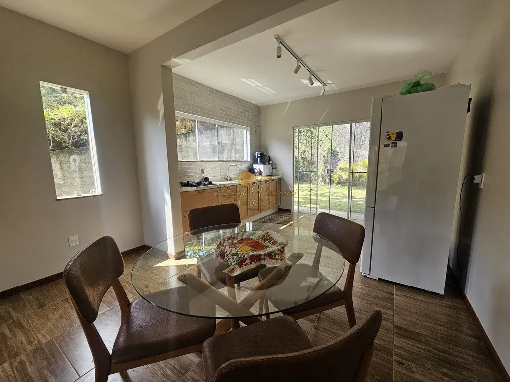 Imagem Casa em Condomínio para Venda em Teresópolis / RJ no bairro Vargem Grande