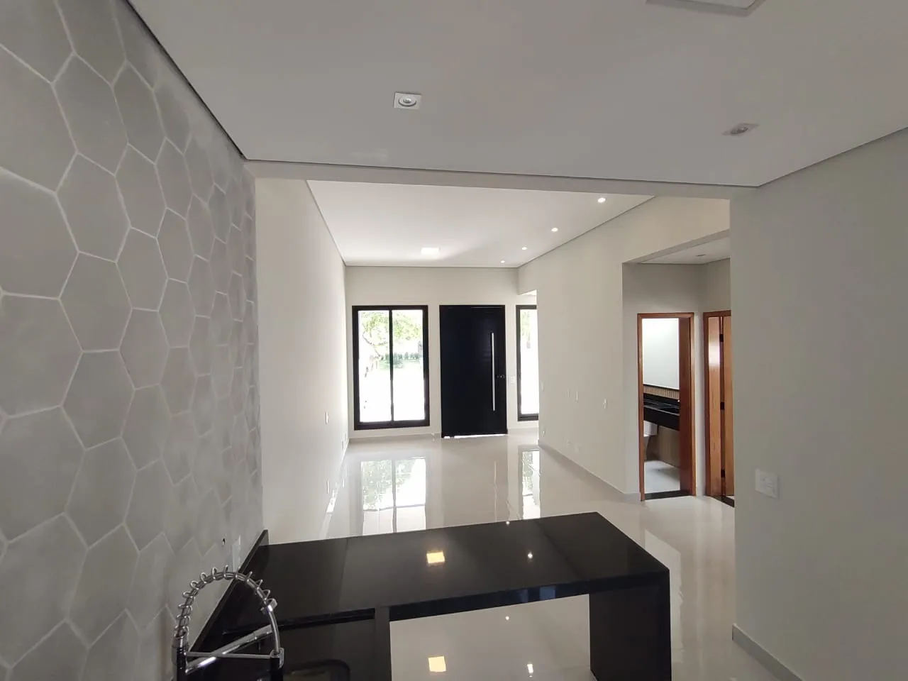 Imagem Oportunidade: Encantadora Casa à Venda no Condomínio Residencial Terras de São Francisco