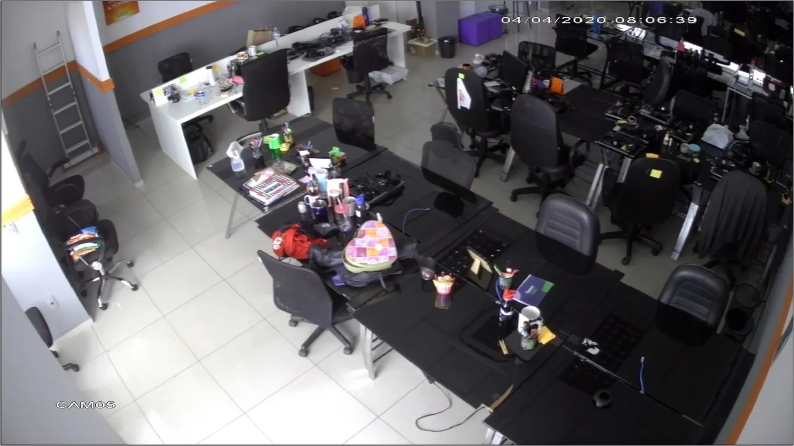 Imagem Espaço Comercial Premium: Oportunidade Única na Avenida General Carneiro