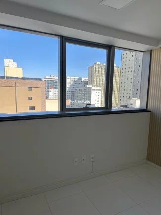 Imagem Conjunto comercial às venda com 50m² na Av. Angélica
