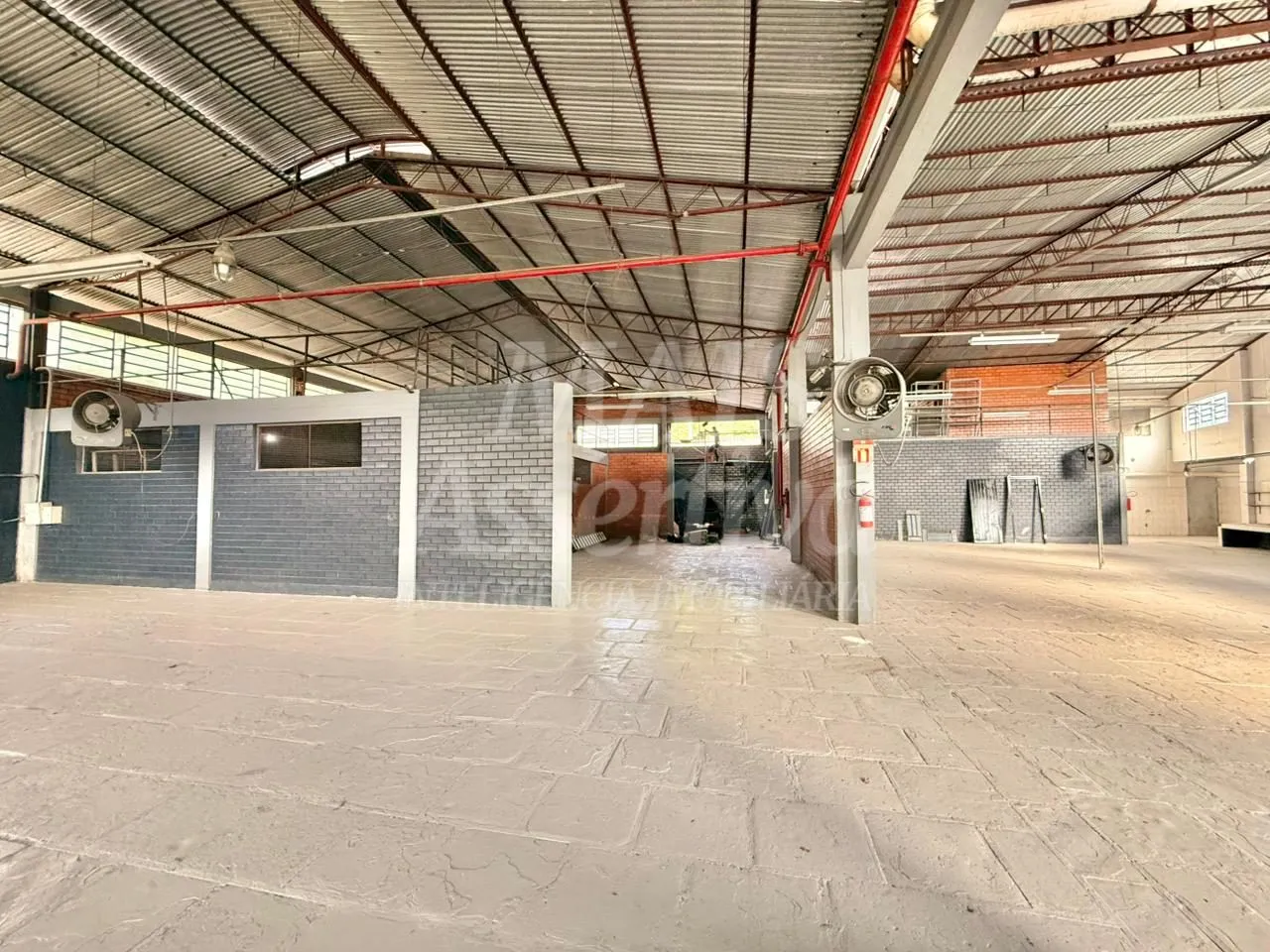 Imagem Prédio comercial pra locação de 1.440m² e terreno de 2.000m² - Novo hamburgo