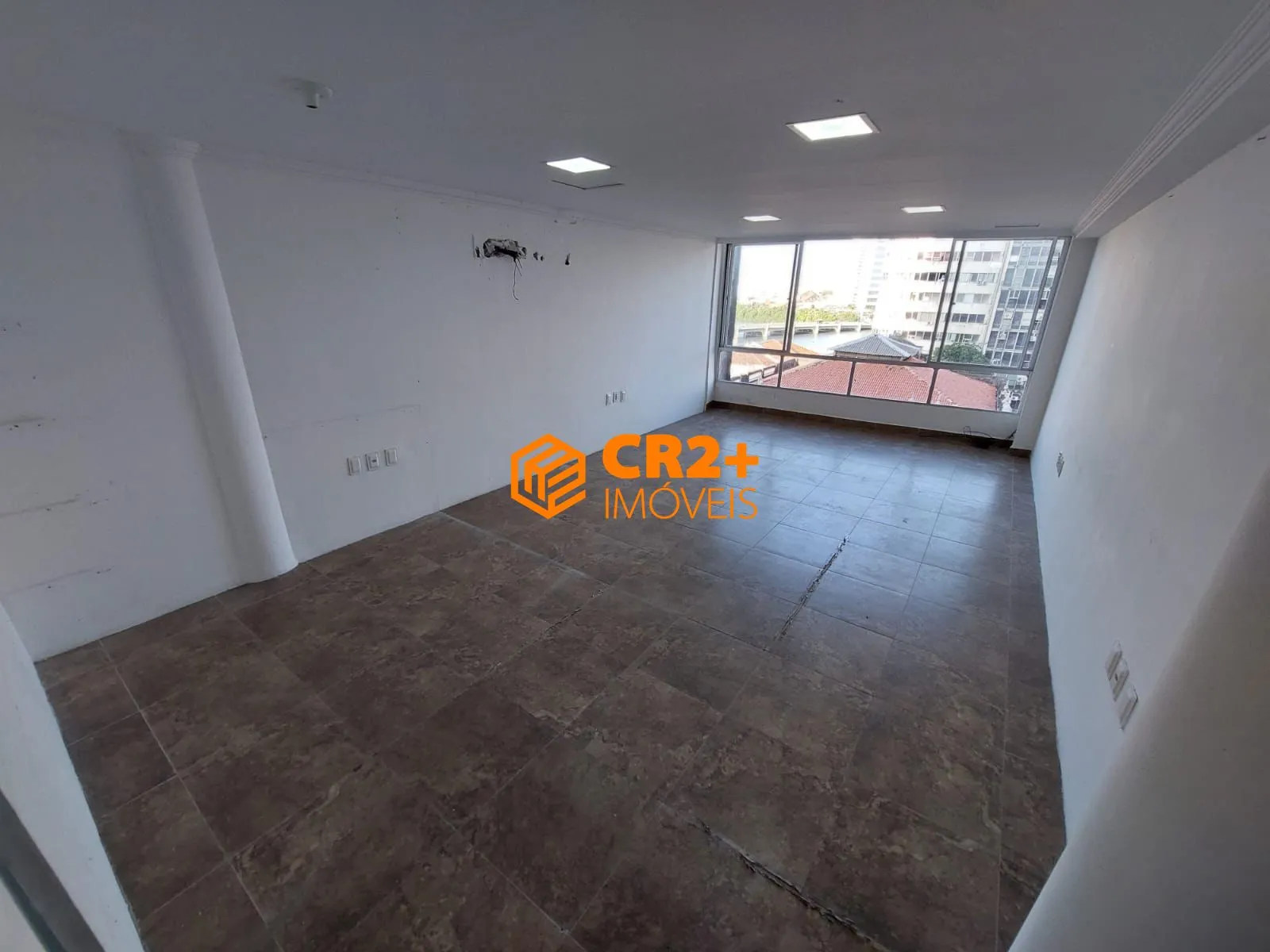 Imagem Vendo Sala Comercial no Empresarial Domar com vista linda do Recife!