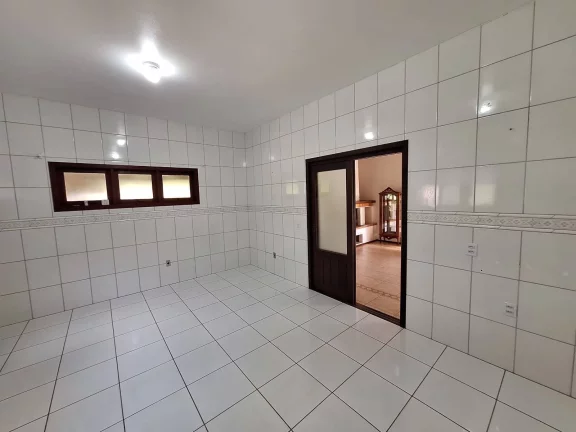 Imagem EXCELENTE OPORTUNIDADE, Casa com 256m², cond fechado, Águas Claras, Viamão