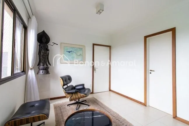 Imagem Composto por 3 dormitórios, sendo todas suítes, living 2 ambientes com varanda, lavabo,cozinha com...