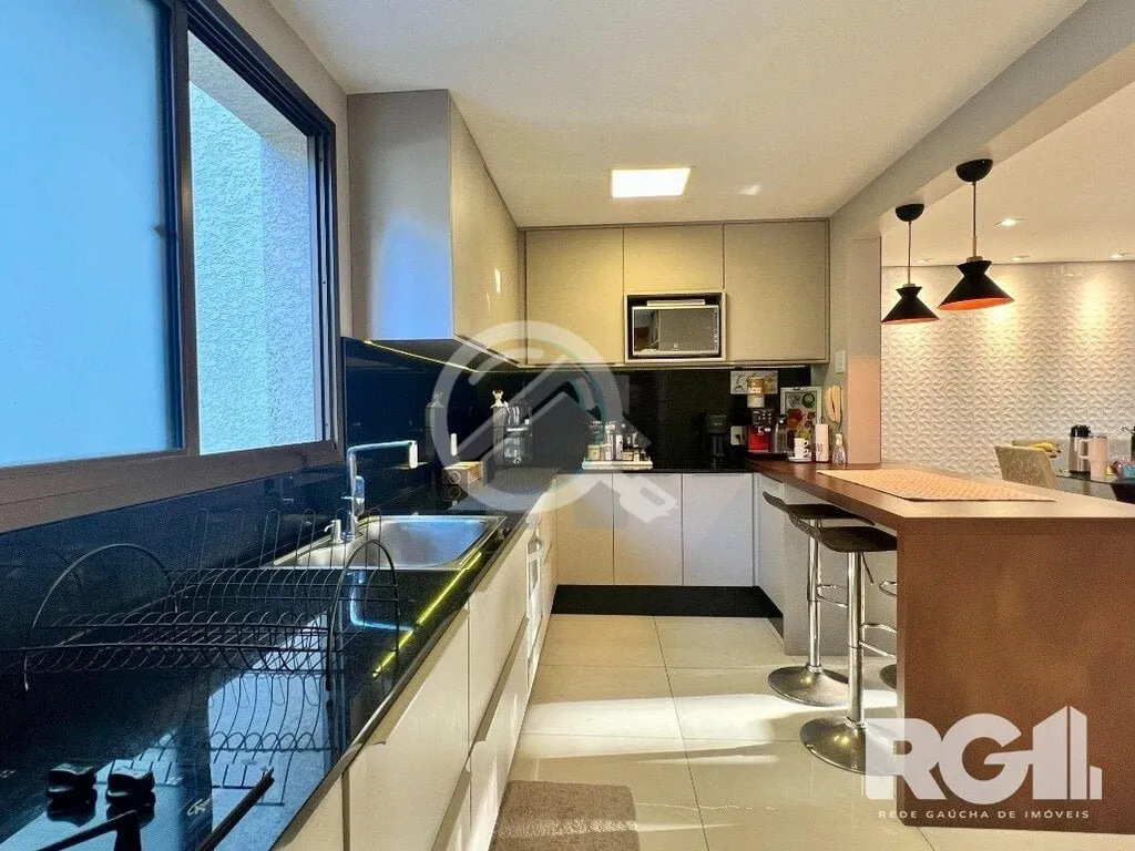 Imagem EXCLUSIVIDADE. Raríssimo apartamento de 3 dormitórios, 104 m² privativos, 2 vagas individuais cob...