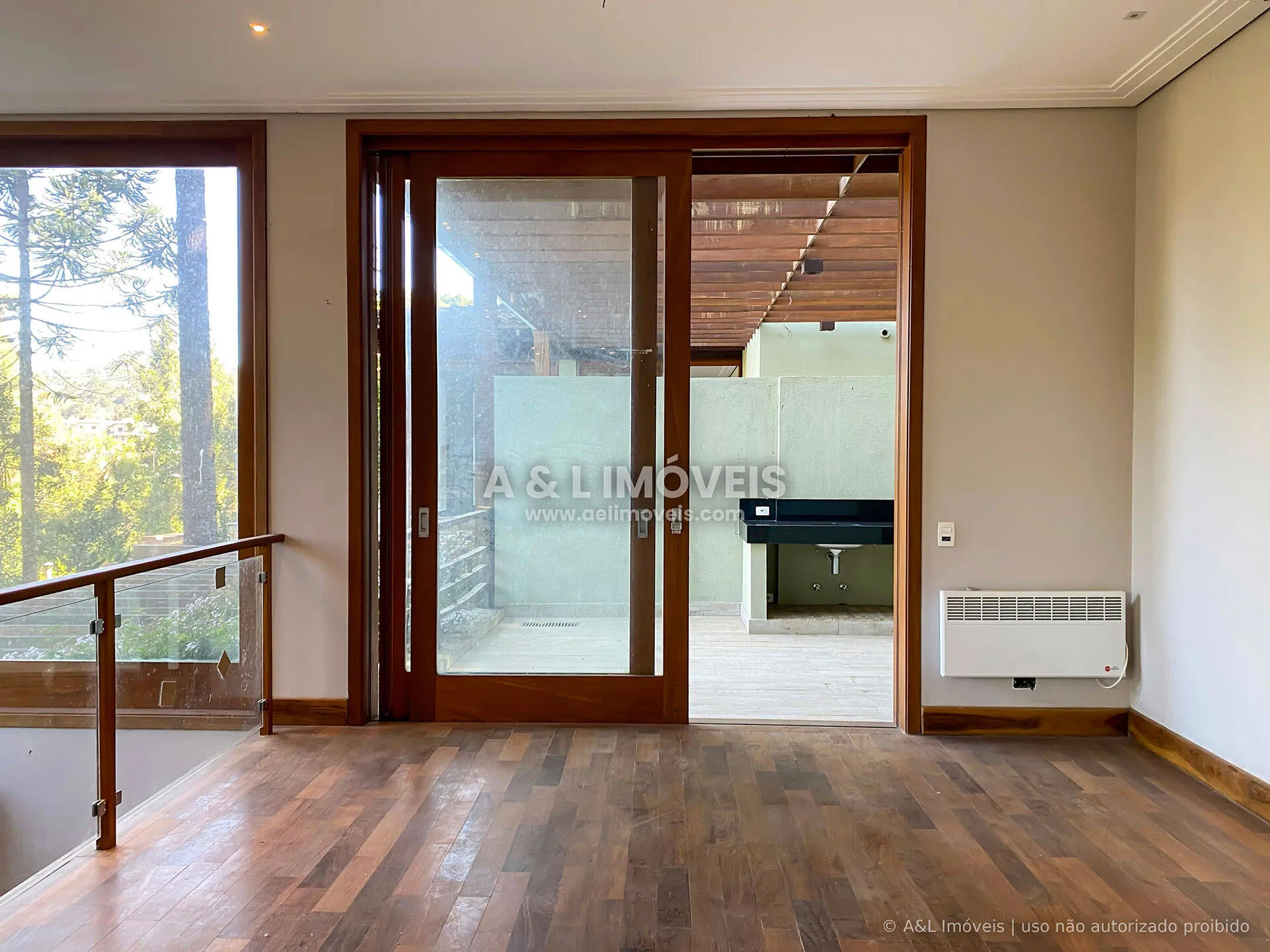 Imagem Casa em condomínio fechado | 5 suítes | lareira | Campos do Jordão