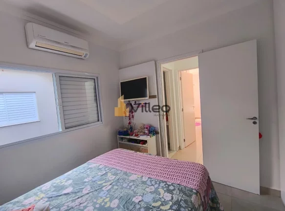 Imagem Descubra o privilégio de viver no Villagio Caprese, um condomínio charmoso e reservado situado na ...