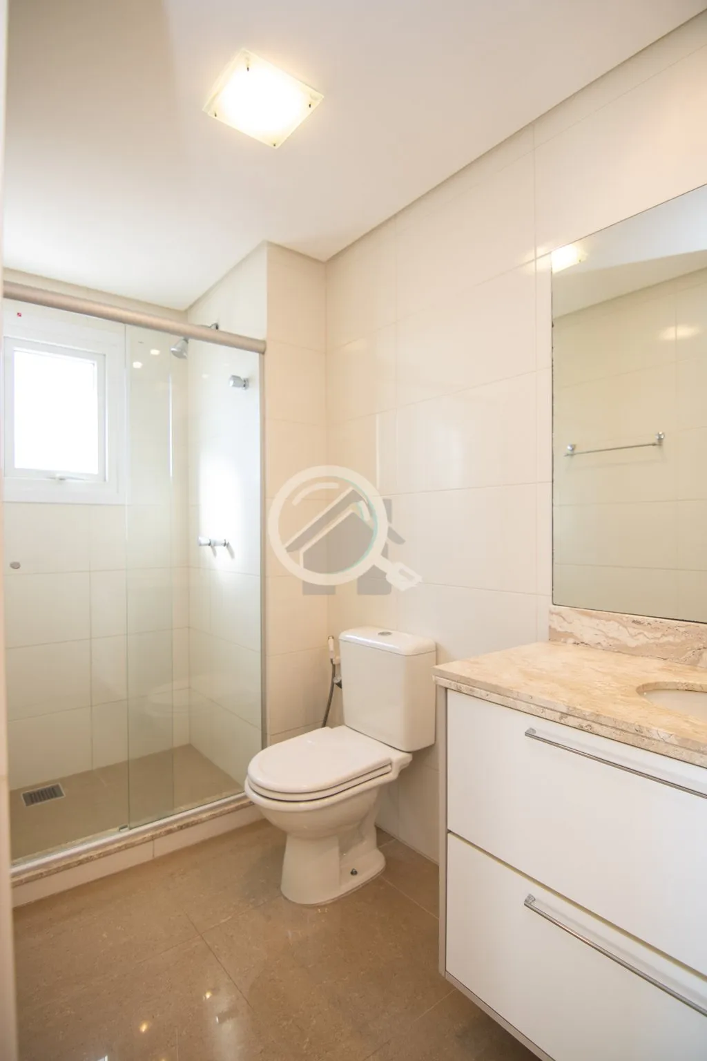 Imagem Excelente apartamento de 3 dormitórios com vista deslumbrante, andar alto com sol perfeito Norte/Oe...