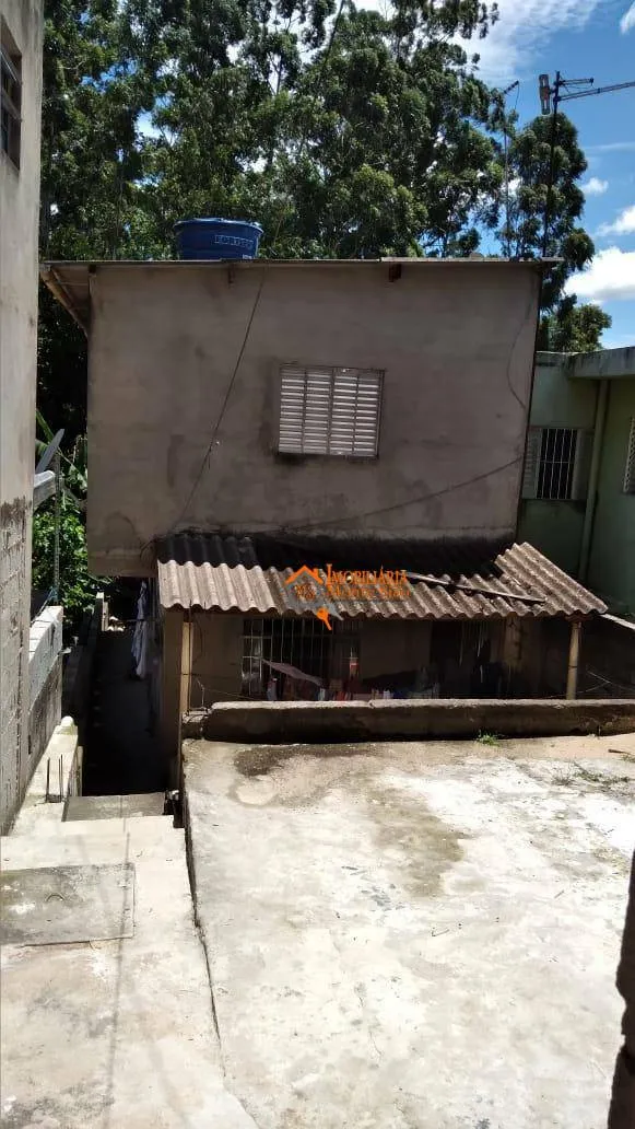 Imagem Sobrado com 6 dormitórios à venda, 270 m² por R$ 350.000,00 - Cidade Soberana - Guarulhos/SP