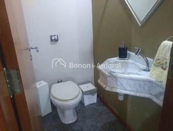 Imagem Casa à venda no Condomínio Oruam em Valinhos , térrea , contendo apenas escada para acessar a cas...