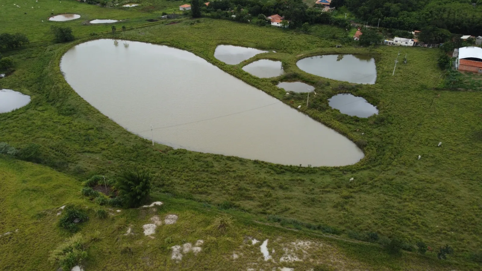 Imagem Imóvel Rural com Barracão Comercial/Industrial a venda! Localizado em PORANGABA/SP!