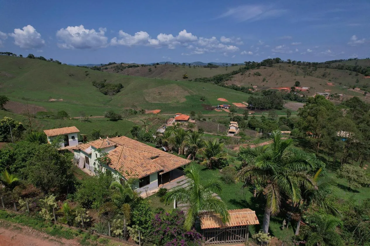 Imagem Lindo sítio à venda em Rio Manso/MG , com 20.000 m² de terra