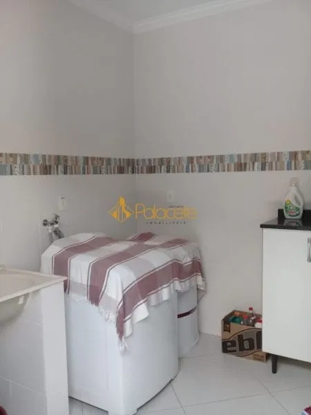 Imagem Casa à venda 3 Quartos, 1 Suite, 4 Vagas, 230M², Nossa Senhora do Perpétuo Socorro, Pindamonhangaba - SP