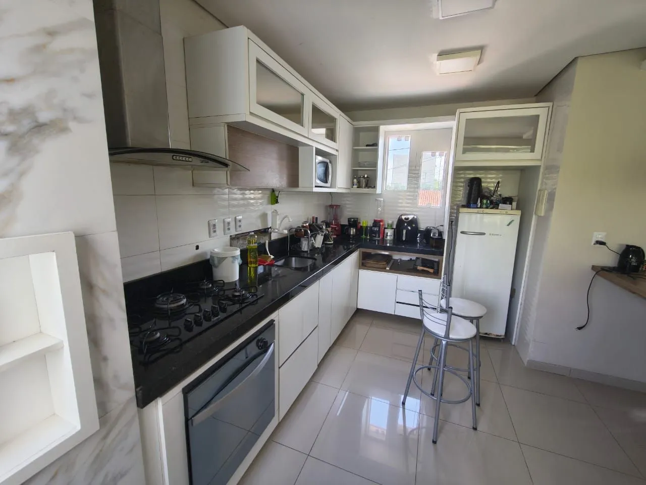 Imagem Casa a venda 3 dormitórios - Restinga - Porto Alegre