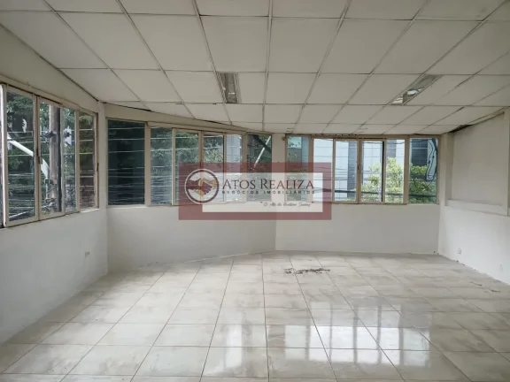 Imagem Casa Comercial à Venda em Santo Amaro - 180m² por R$1.350.000