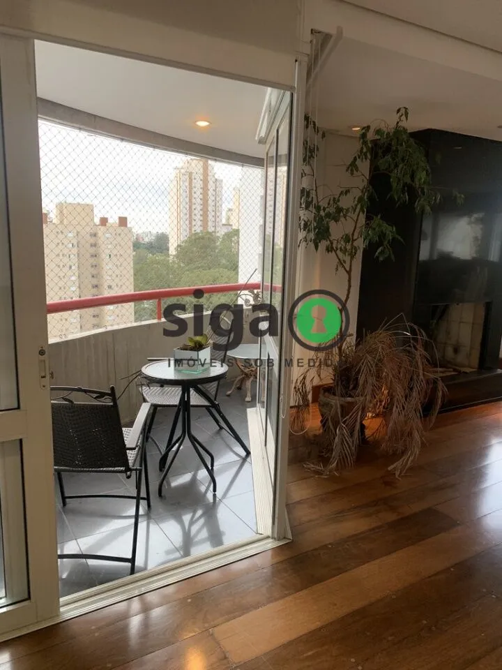 Imagem VENDE na Vila Andrade (Região do Morumbi) Apartamento com 3 quartos suítes e 4 Vagas + Depósito