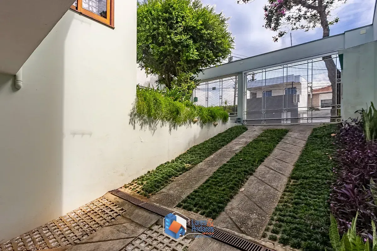 Imagem Casa para venda em Planalto Paulista com 3 quartos, sendo 3 suítes, 400m²