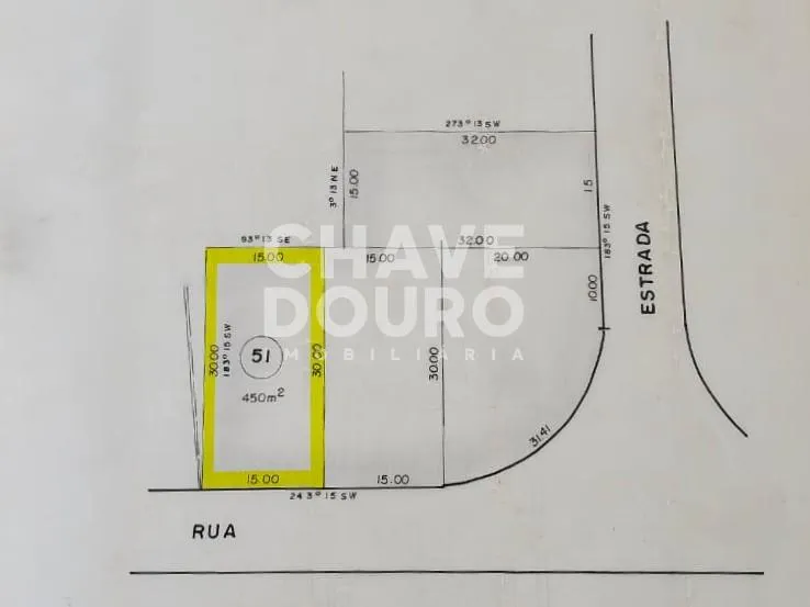 Imagem Terreno de 450m em localização central em bairro residencial