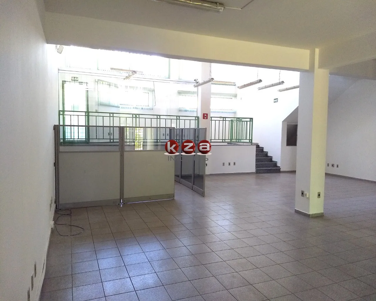 Imagem Prédio Comercial de 257m² com 6 banheiros à venda na Vila Nova Valinhos, Valinhos-SP.