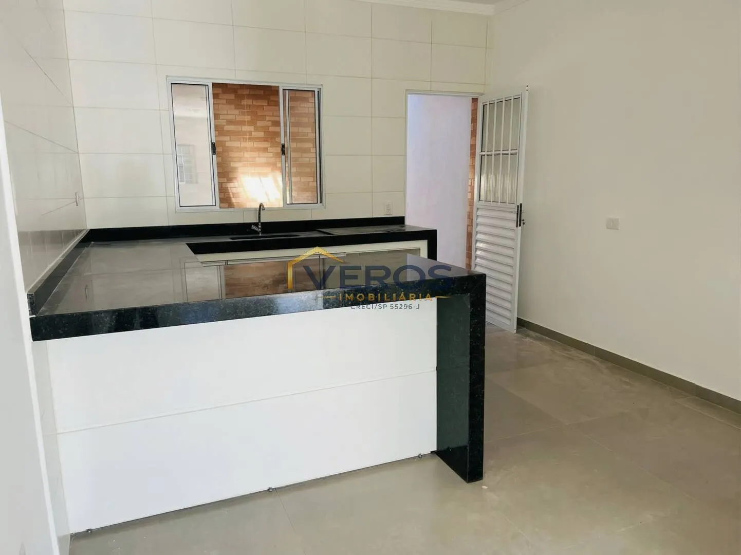 Imagem Casa com 02 quartos a venda 500m da praia Massaguaçu em Caraguatatuba | SP
