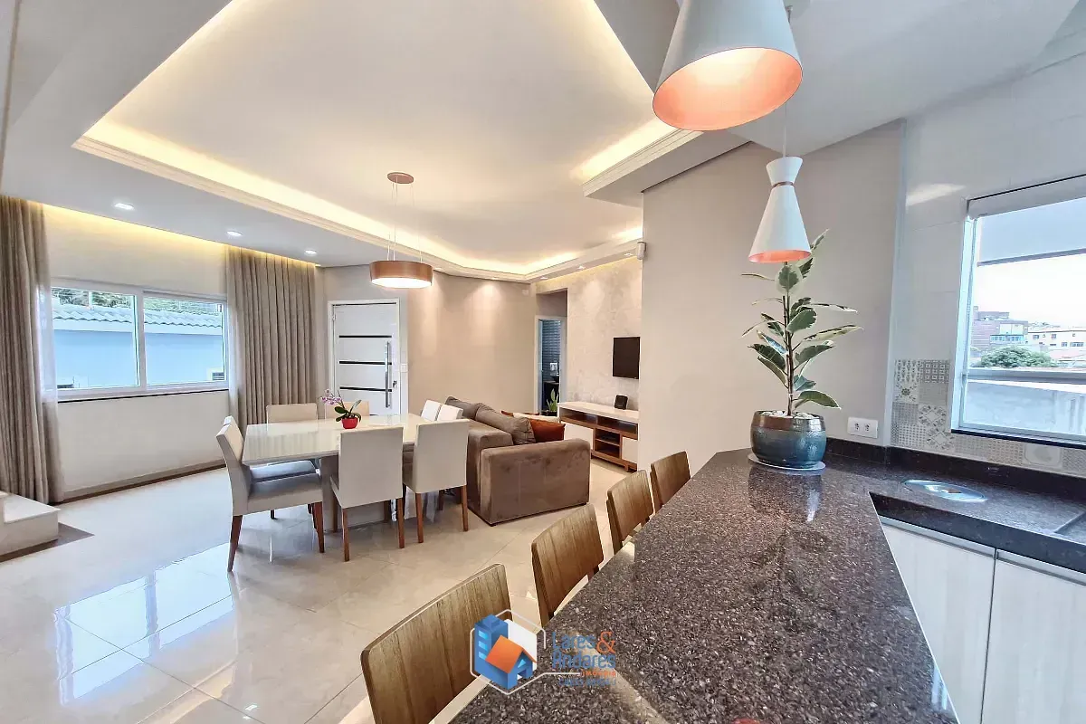 Imagem Sobrado para venda em Tucuruvi com 5 quartos, sendo 5 suítes, 382m²
