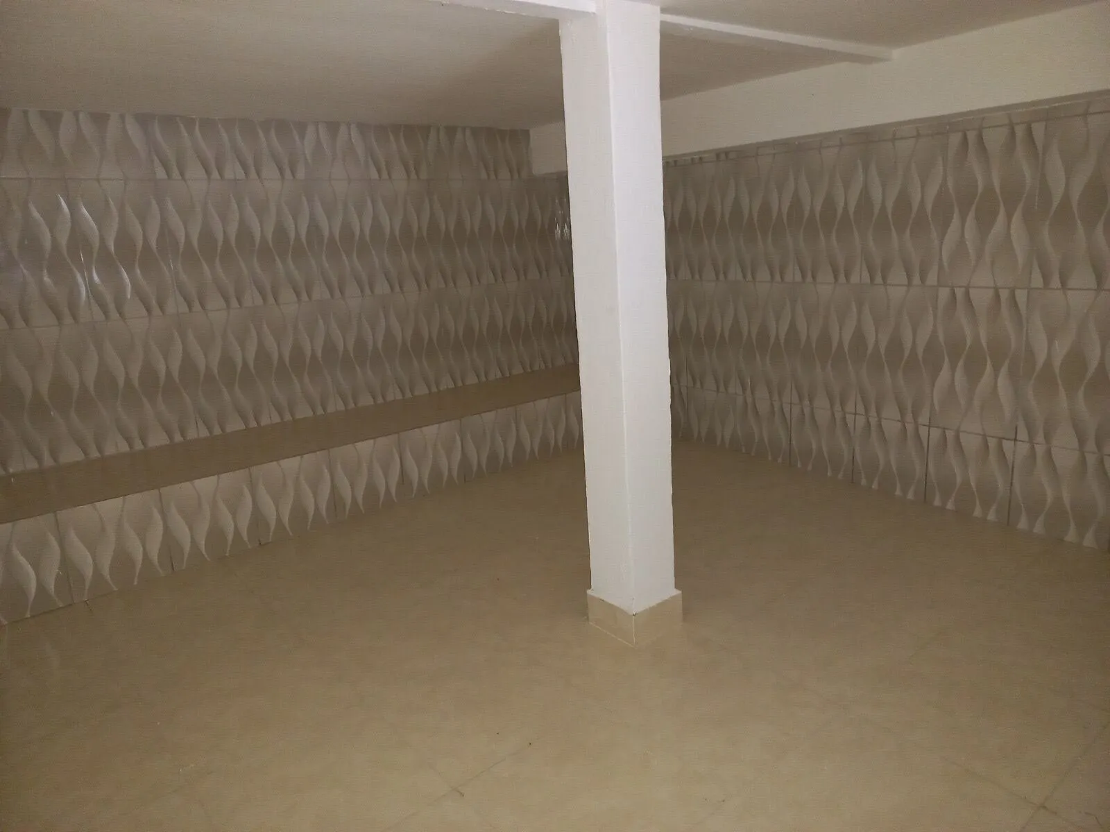 Imagem Sobrado 3 andares e Sala Comercial Anexo Bairro Jardim Guanabara