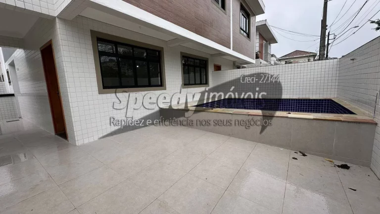 Foto do imóvel Casa em Santos para venda 3 dormitórios. em Praça Olímpio Lima