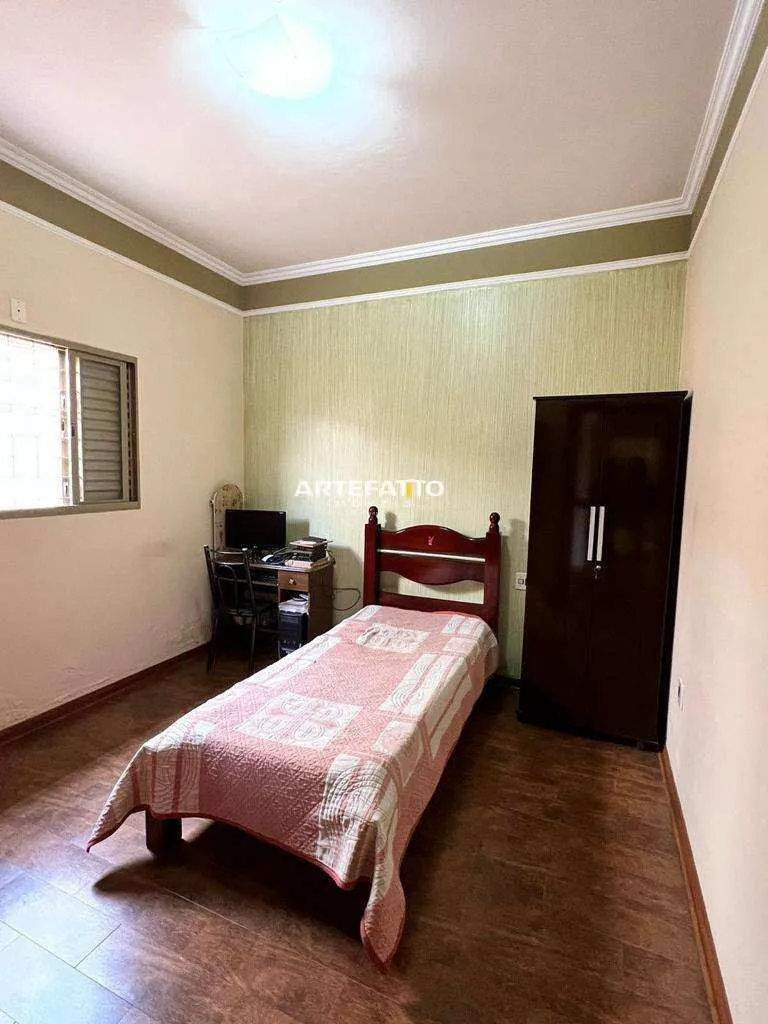 Imagem Casa à venda em Franca, Parque João Leite, com 3 quartos, 180m2