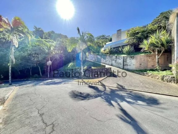 Imagem Casa Alto Padrão Condomínio Fechado na Granja Viana