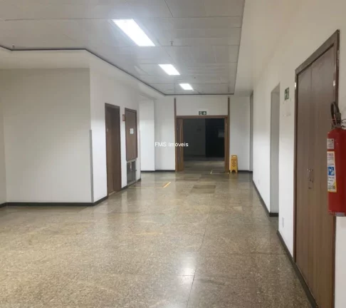 Imagem Andar comercial com 2400m2 em Salvador / BA