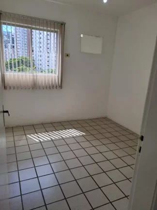 Imagem Apartamento para Venda em Recife, Boa Viagem, 3 dormitórios, 1 suíte, 1 banheiro, 1 vaga