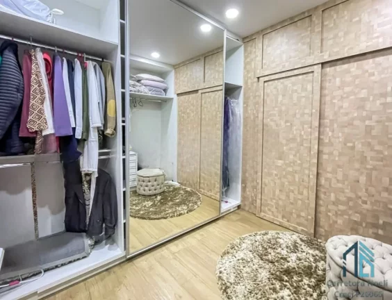 Imagem (Estuda permuta e financiamento) Sobrado Semi mobiliado lindo, 03 suítes, piscina, 06 vagas, em São José dos Pinhais PR