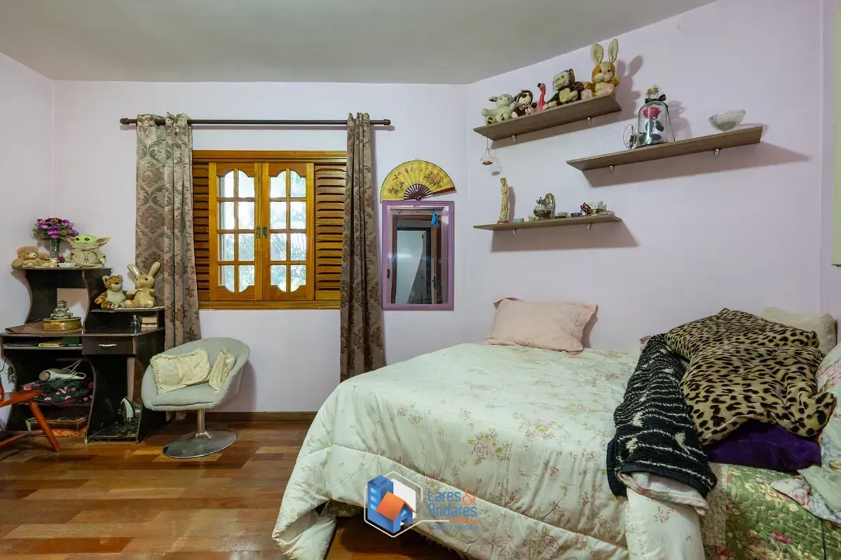 Imagem Casa para venda em Rolinópolis com 4 quartos, sendo 2 suítes, 230m²