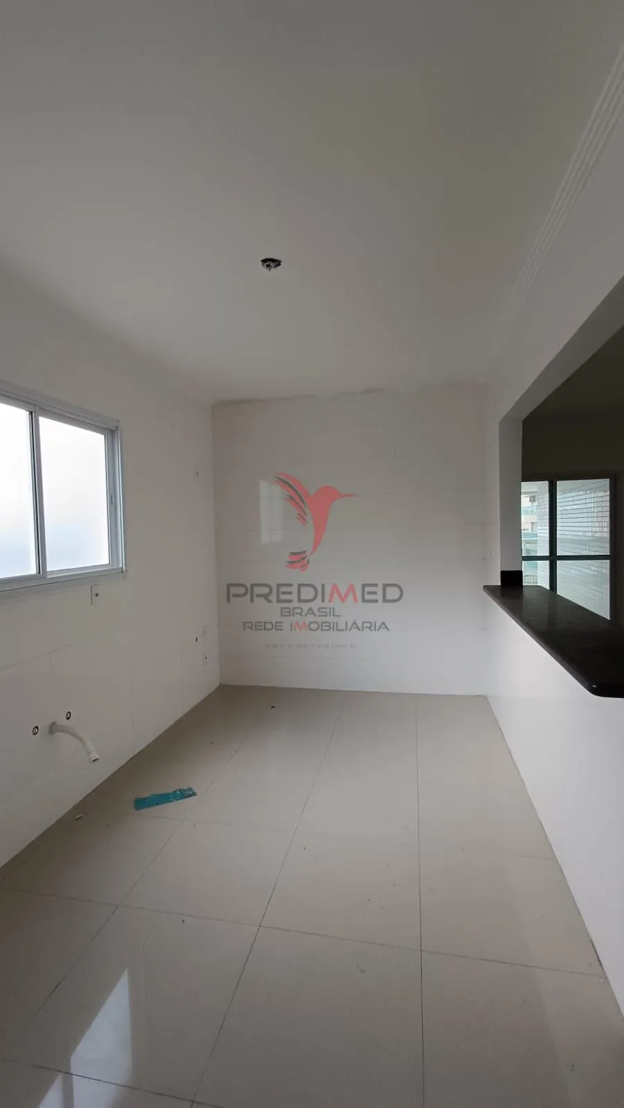Imagem Apartamento com varandão novo de 3 Suites á venda com vista mar no Tupi, Praia Grande