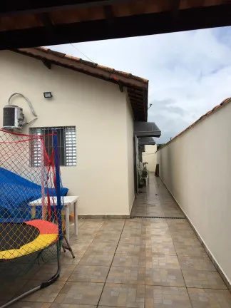 Imagem Casa com 2 Quartos à Venda, 125 m² em  Bopiranga - Itanhaém